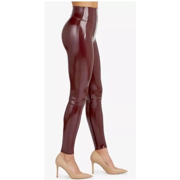 Spanx Faux Patent Leather Leggings in Ruby Red Size Medium Retail $128 NWT - Picture 3 of 16